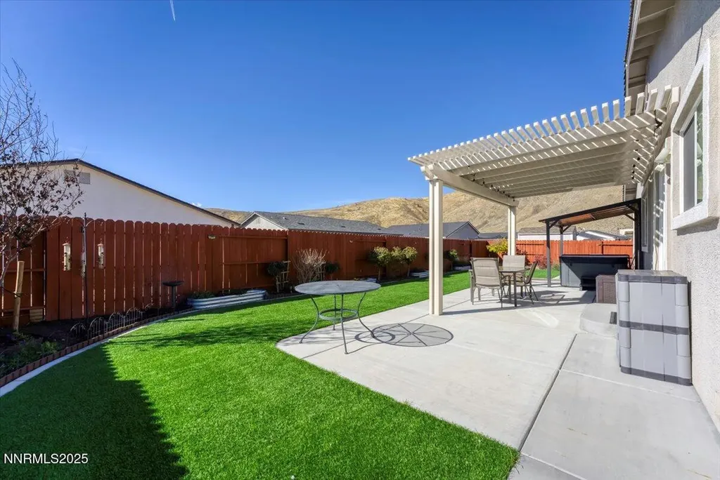 18722 Knott Creek Reno NV 89508