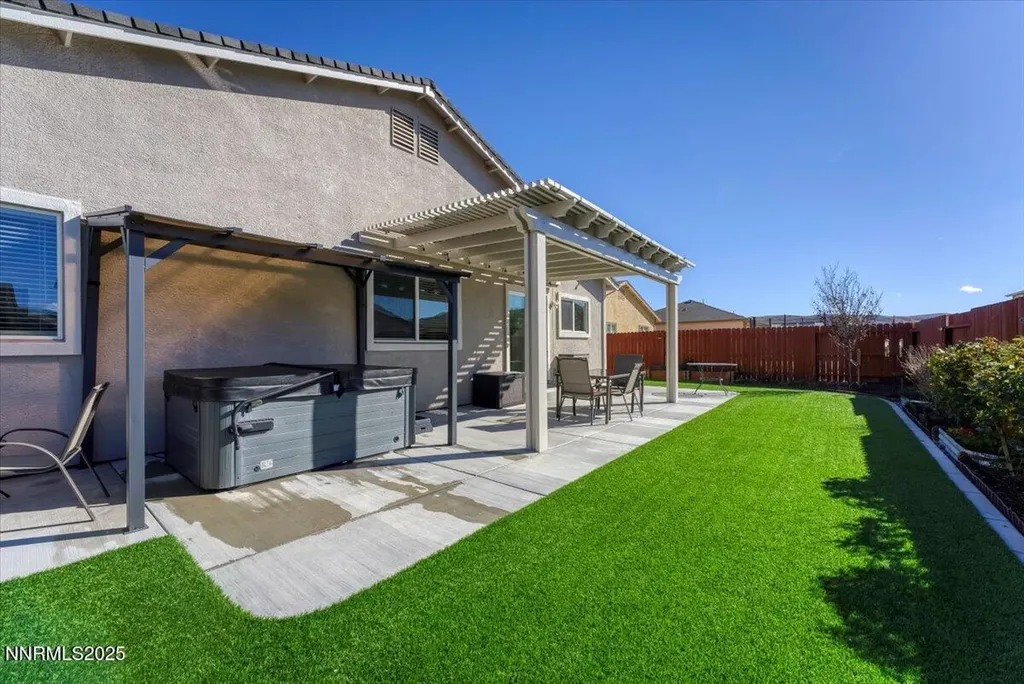 18722 Knott Creek Reno NV 89508