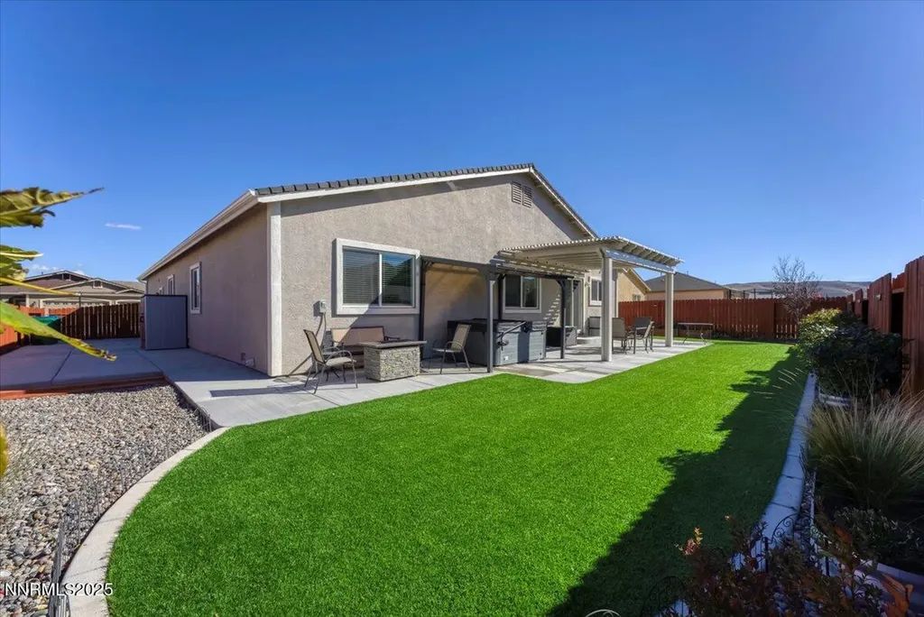 18722 Knott Creek Reno NV 89508