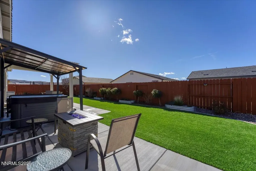 18722 Knott Creek Reno NV 89508