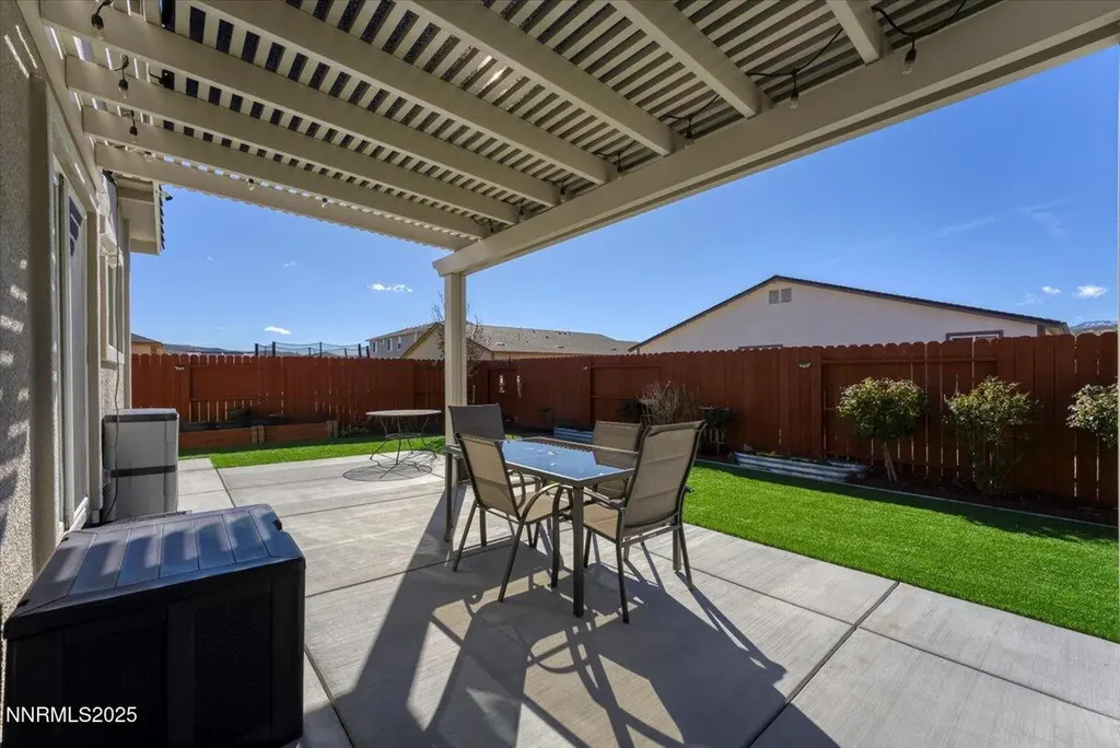 18722 Knott Creek Reno NV 89508
