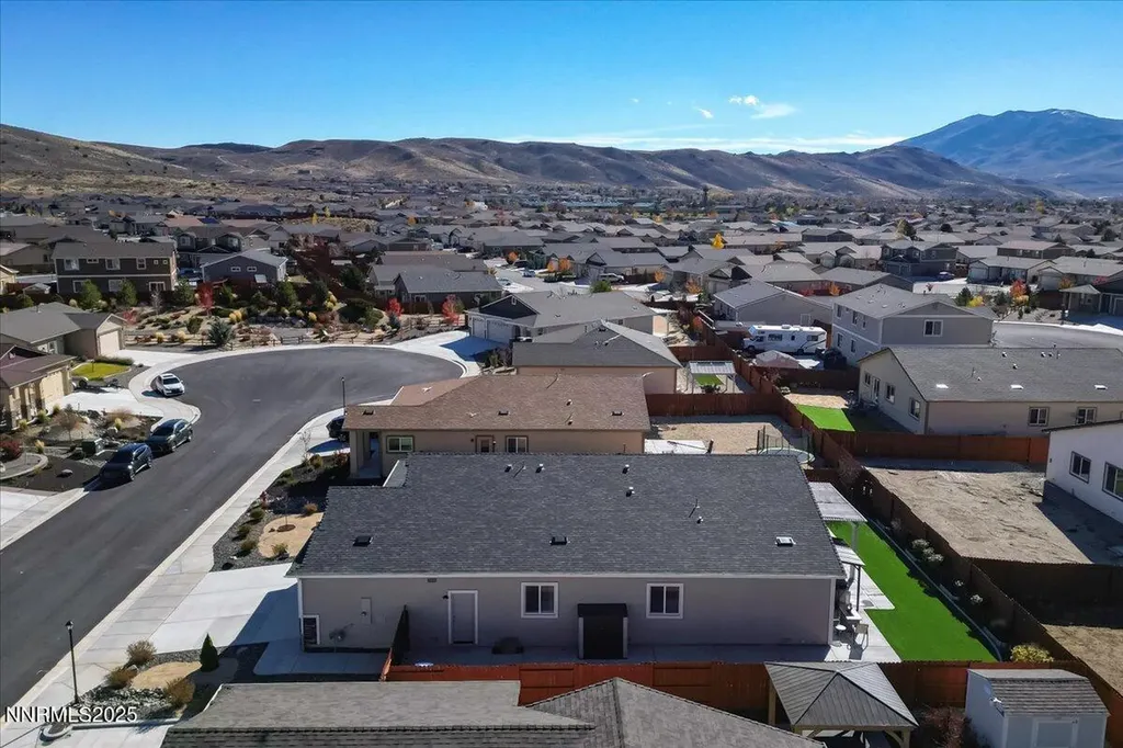 18722 Knott Creek Reno NV 89508