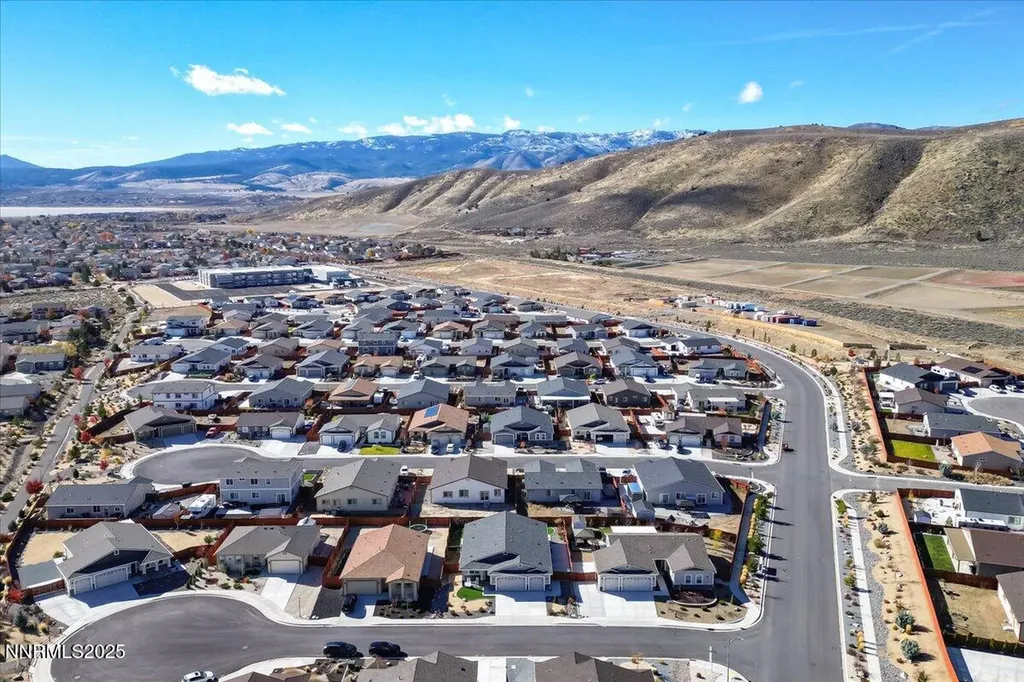 18722 Knott Creek Reno NV 89508