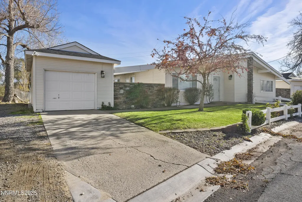 Reno NV, 12322 Rocky Mountain