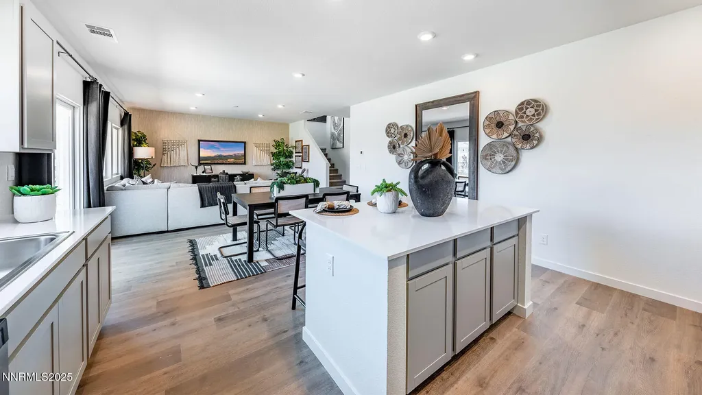 7489 Capstone Reno NV 89506