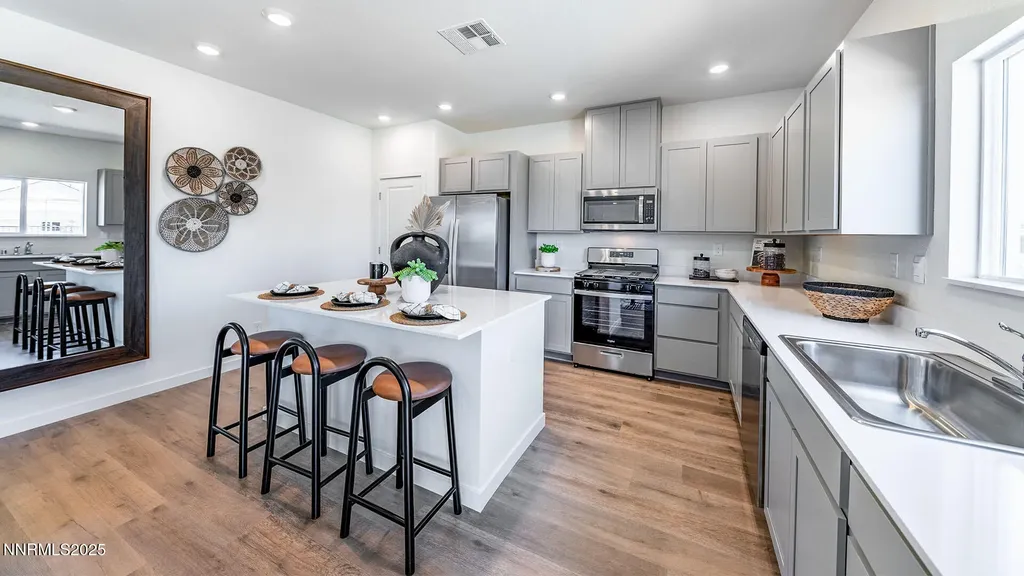 7489 Capstone Reno NV 89506