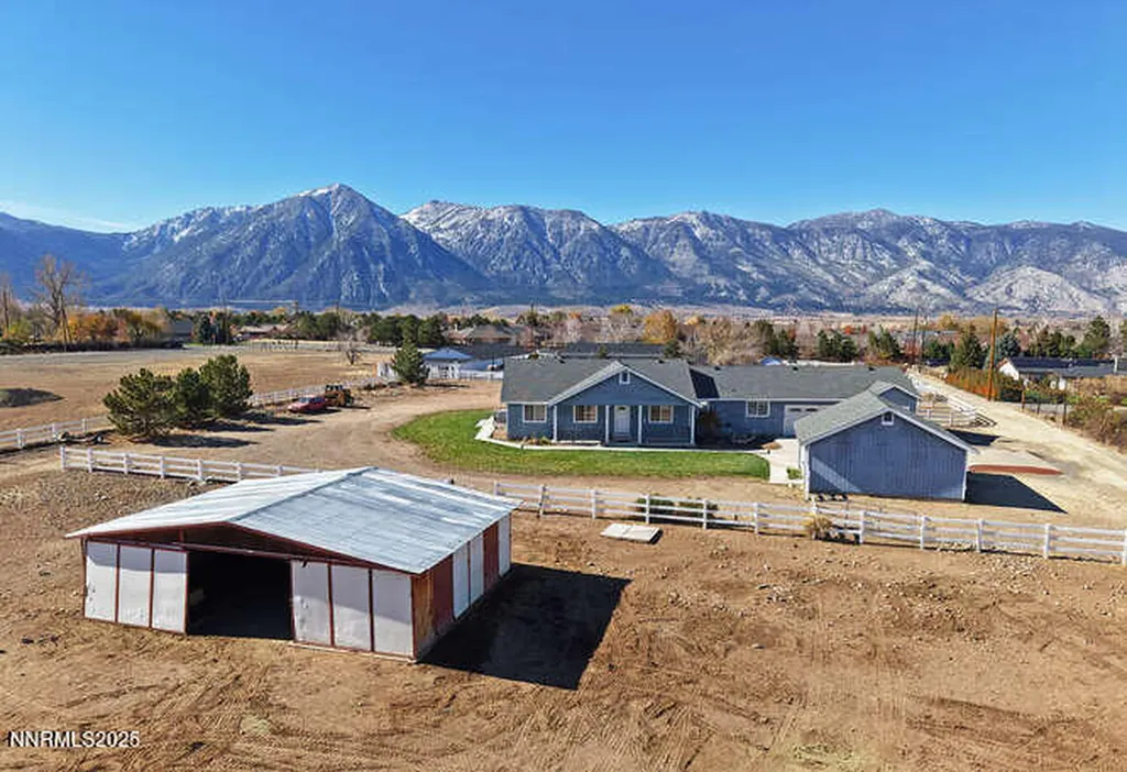 1141 Centerville Gardnerville NV 89460