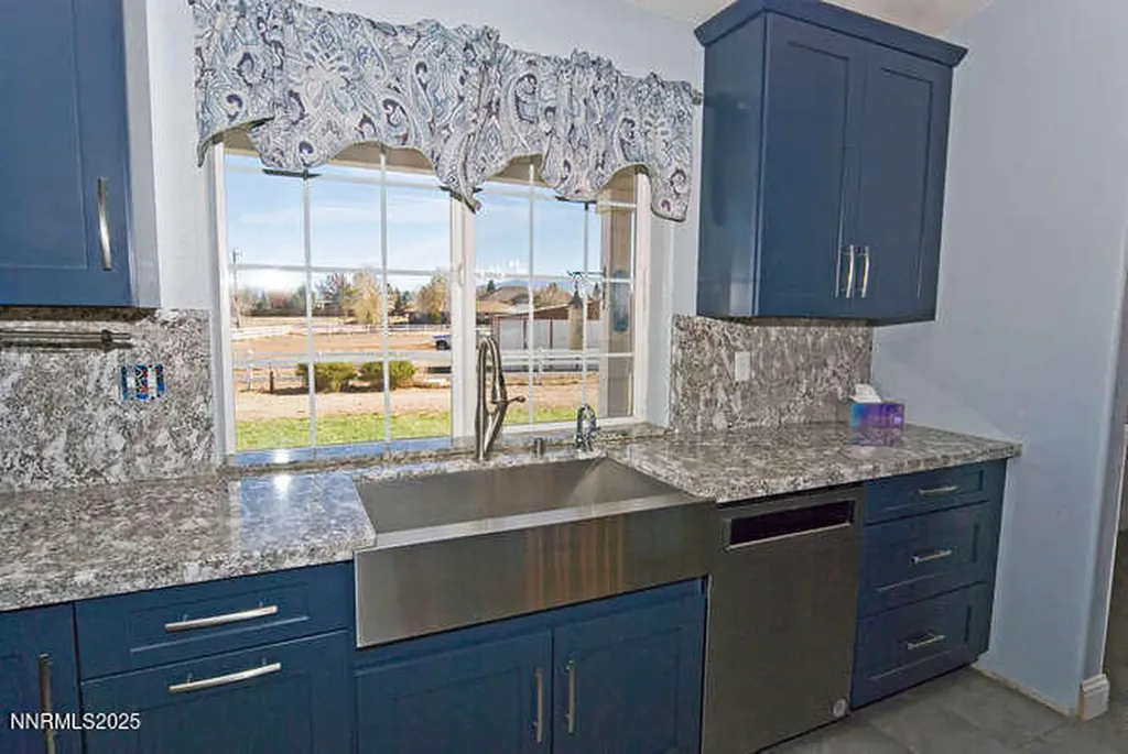 1141 Centerville Gardnerville NV 89460