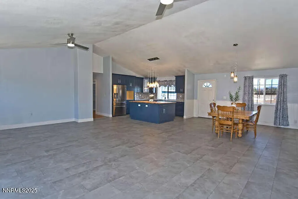 1141 Centerville Gardnerville NV 89460
