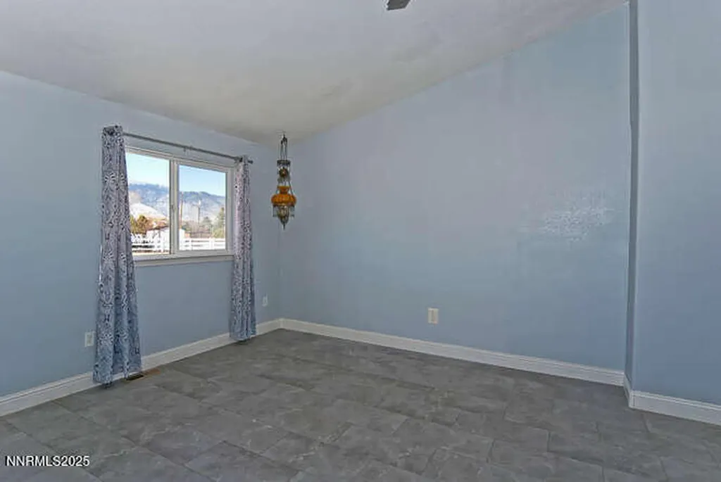 1141 Centerville Gardnerville NV 89460