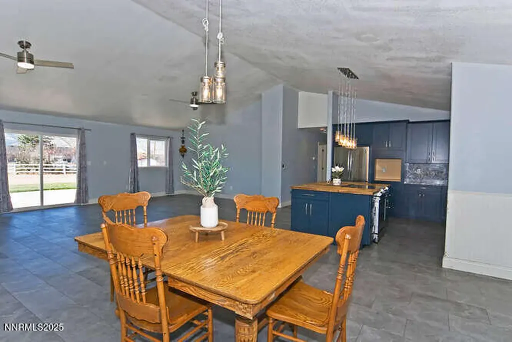 1141 Centerville Gardnerville NV 89460