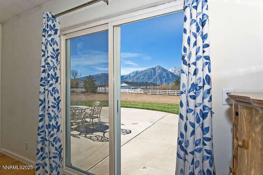 1141 Centerville Gardnerville NV 89460