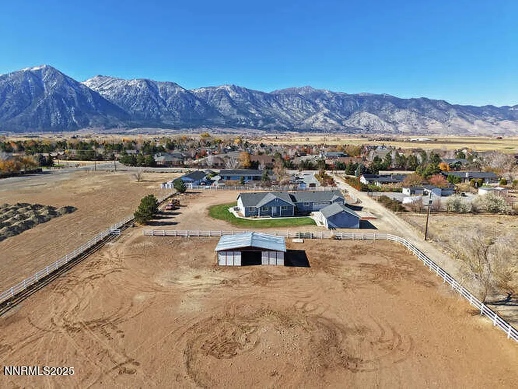 1141 Centerville Gardnerville NV 89460