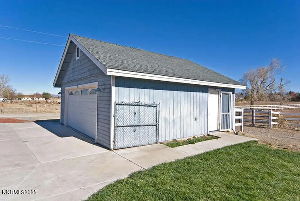 1141 Centerville Gardnerville NV 89460