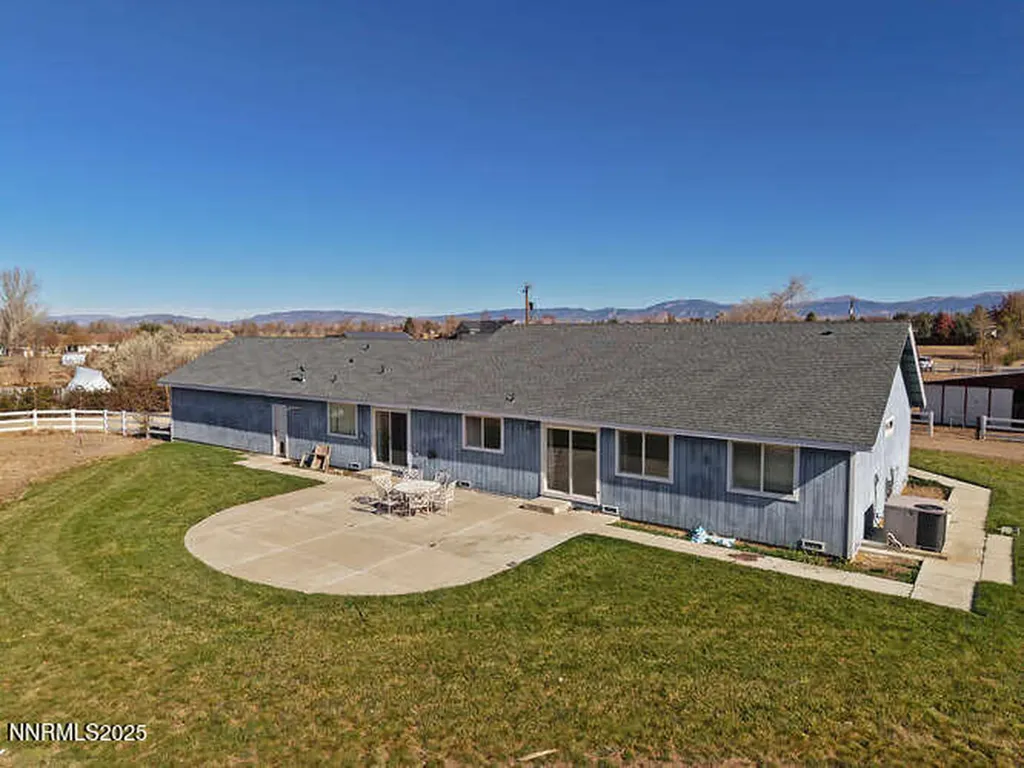 1141 Centerville Gardnerville NV 89460
