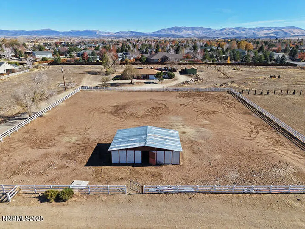 1141 Centerville Gardnerville NV 89460