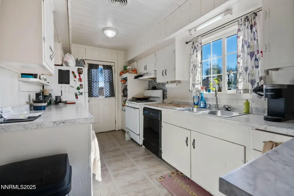 224 Nevada Yerington NV 89447
