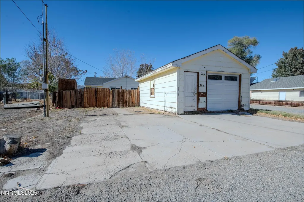 224 Nevada Yerington NV 89447