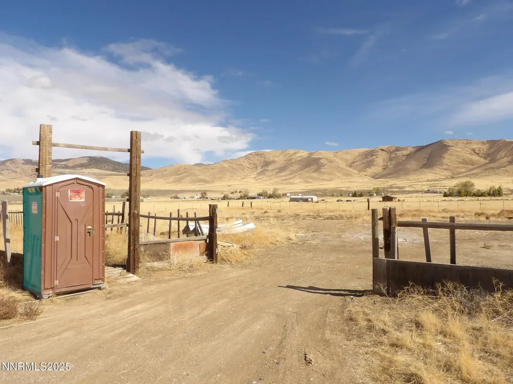 15948 Grass Valley Winnemucca NV 89445