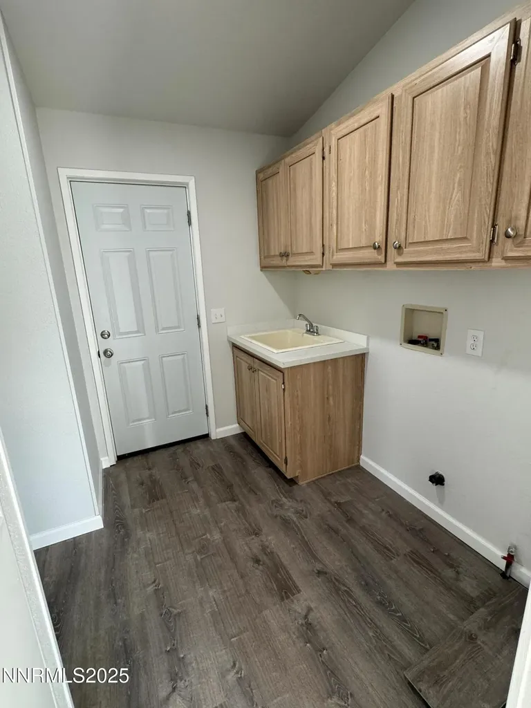 6 Black Rock Moundhouse NV 89706