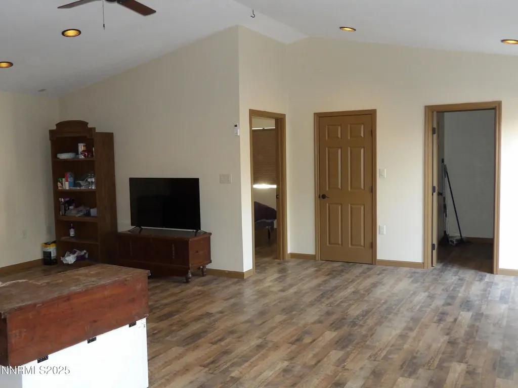 3195 Quick Cal Fernley NV 89408