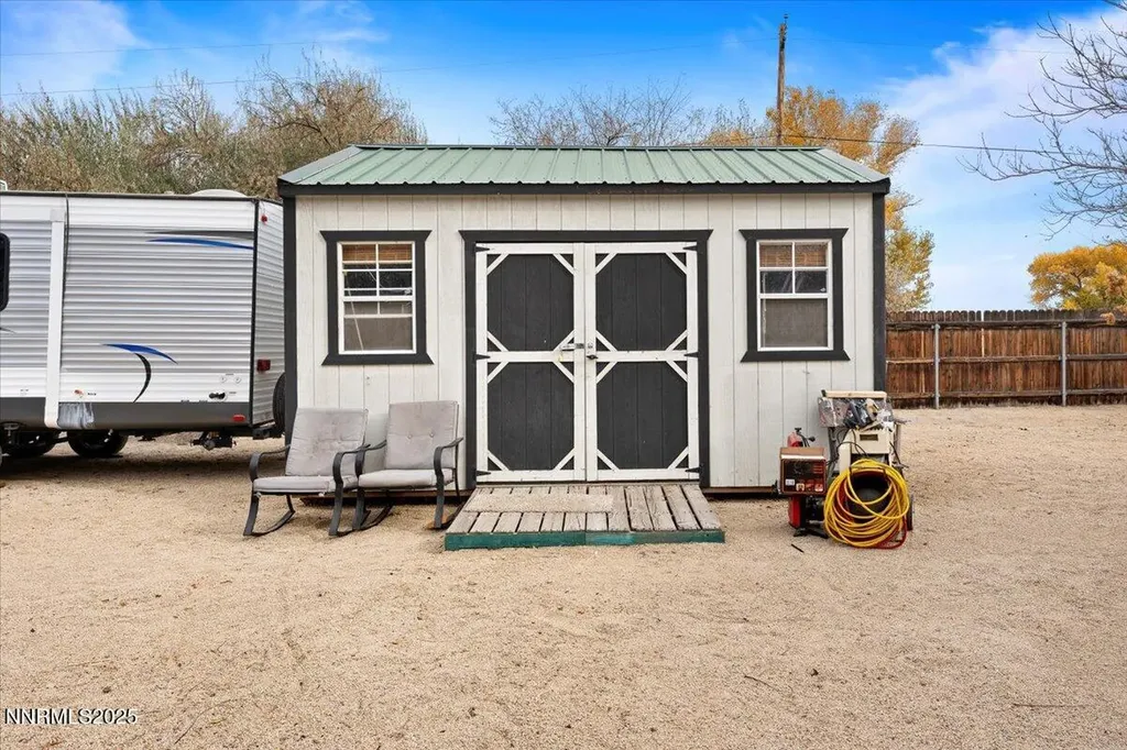 3195 Quick Cal Fernley NV 89408