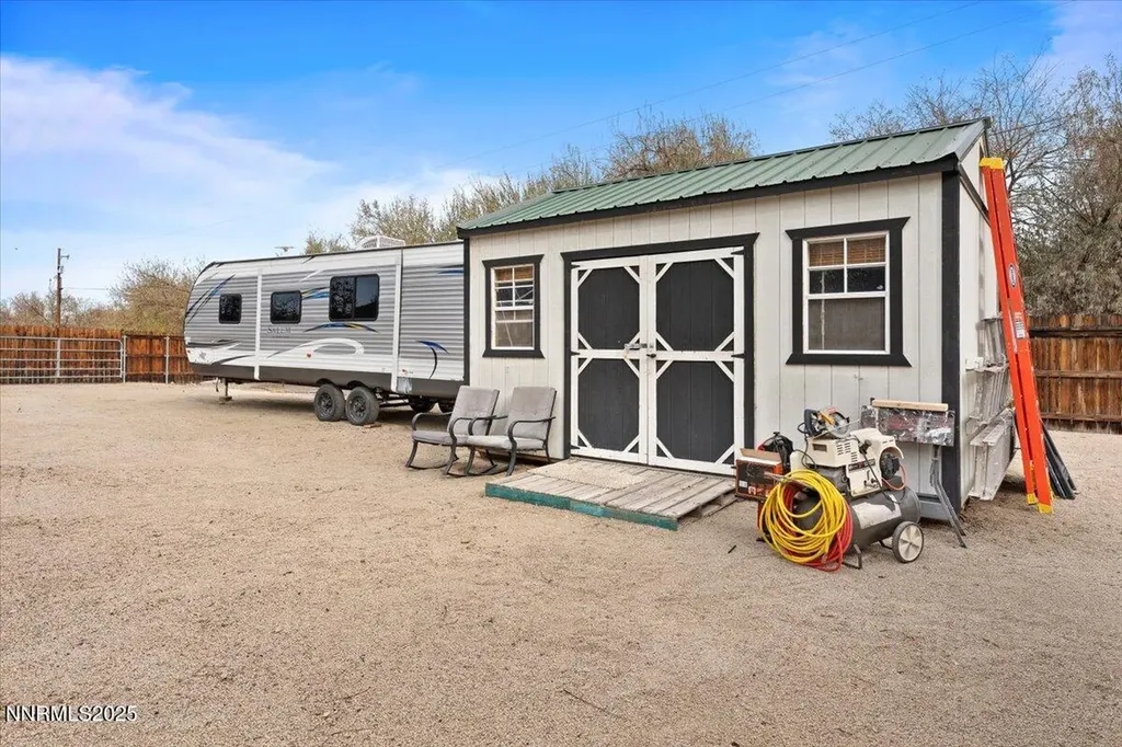 3195 Quick Cal Fernley NV 89408
