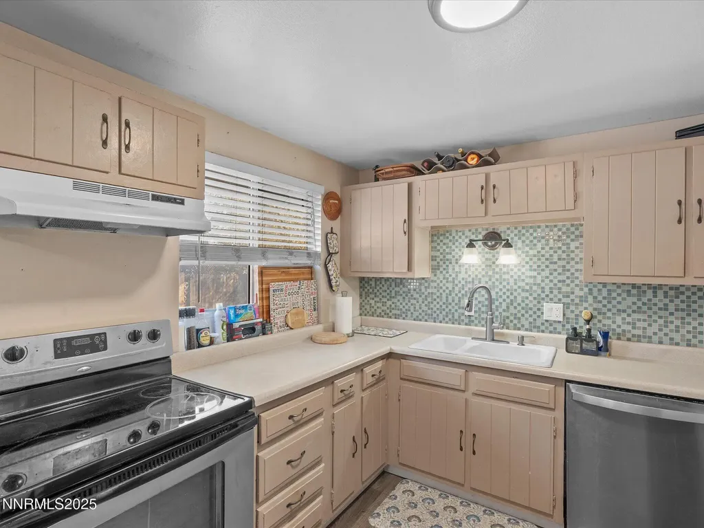 1450 Wyoming Reno NV 89503