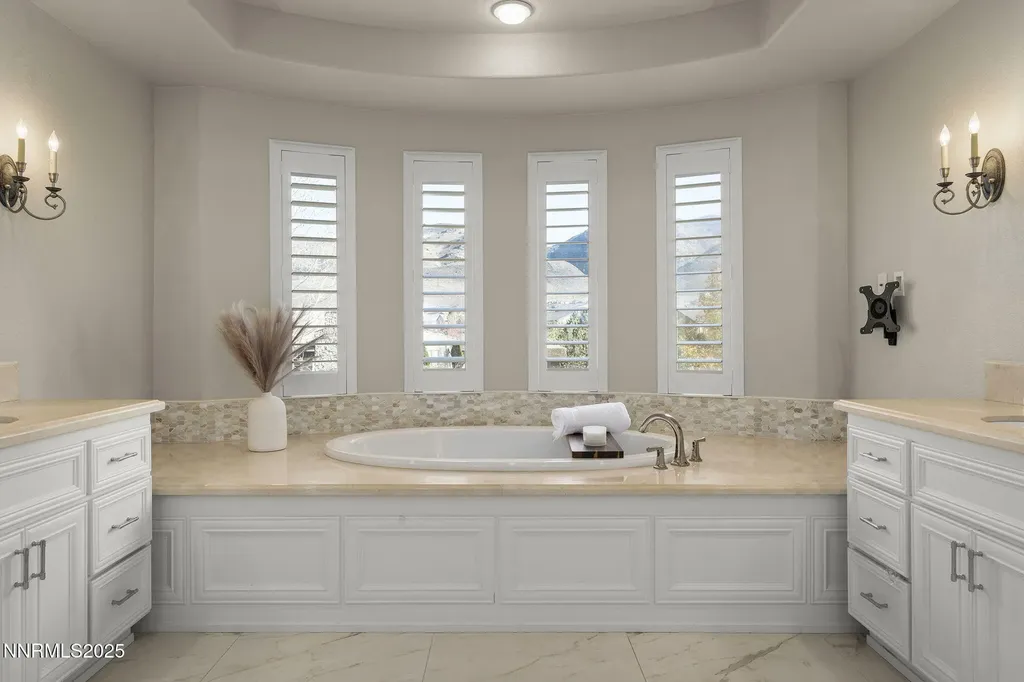 9890 Kerrydale Reno NV 89521