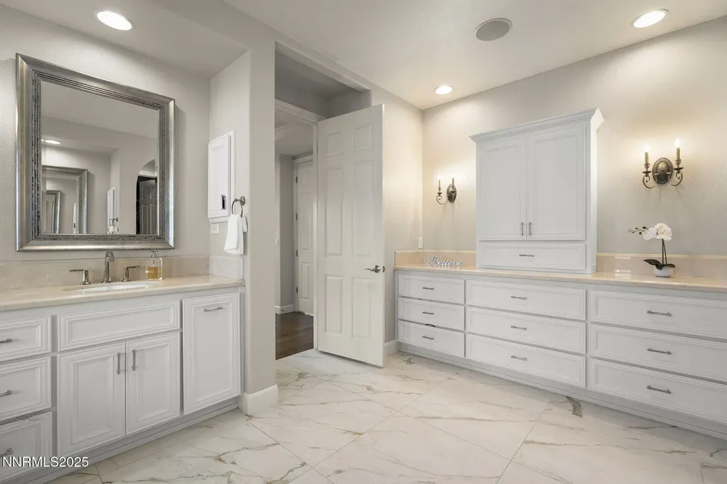 9890 Kerrydale Reno NV 89521