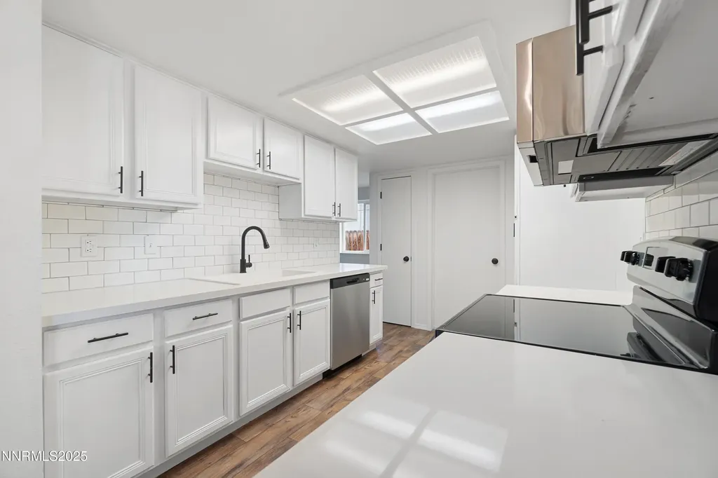 365 Kathy Fallon NV 89406