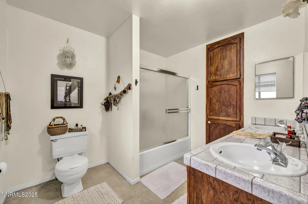 1476 Jessica Gardnerville NV 89410