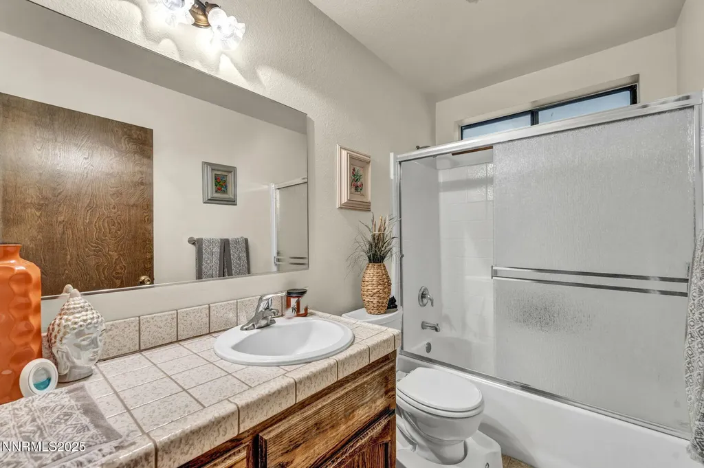 1476 Jessica Gardnerville NV 89410