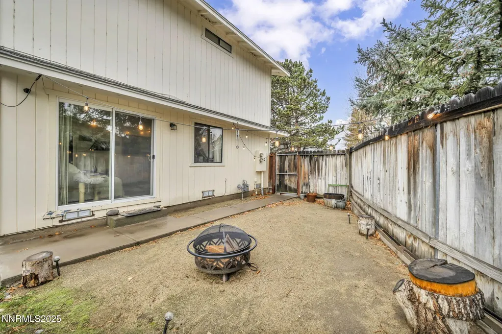 1476 Jessica Gardnerville NV 89410