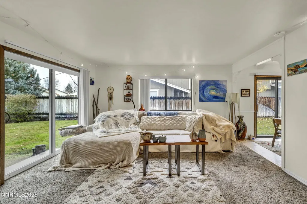 1476 Jessica Gardnerville NV 89410