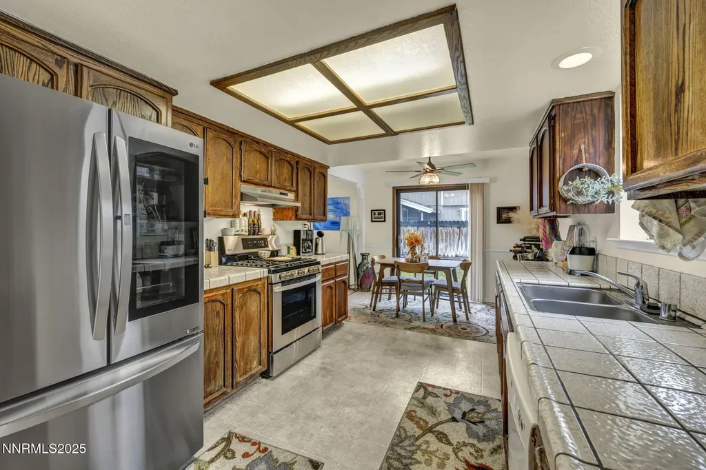 1476 Jessica Gardnerville NV 89410