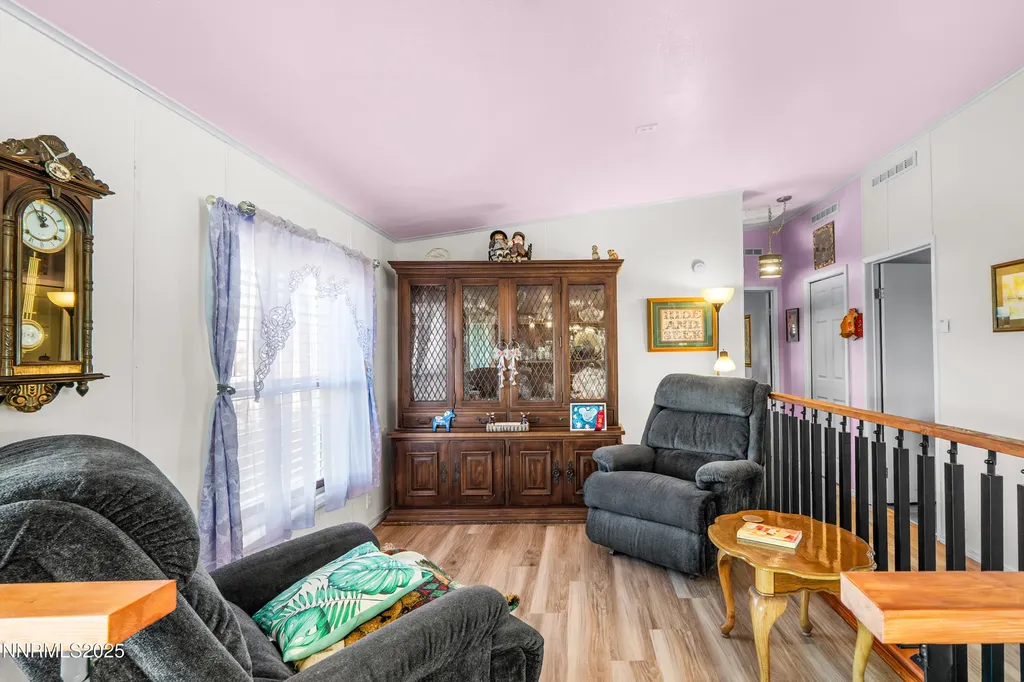 8975 Diamond Winnemucca NV 89445