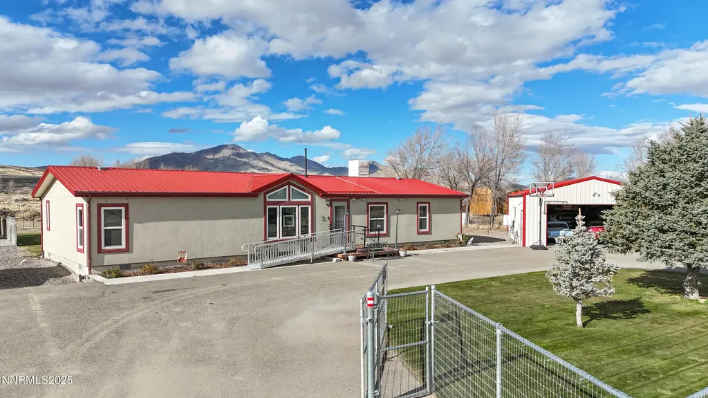 8975 Diamond Winnemucca NV 89445