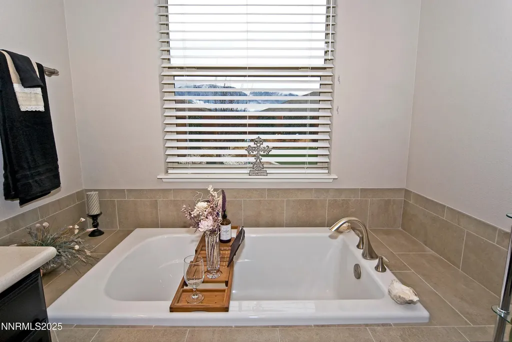768 Cottage Gardnerville NV 89460