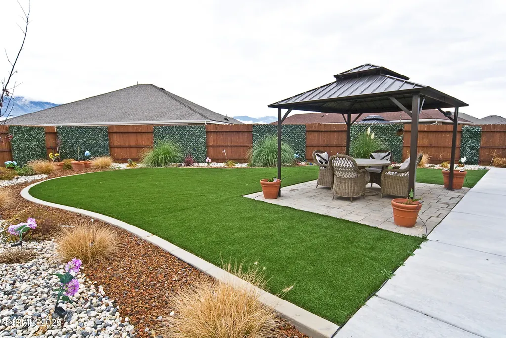 768 Cottage Gardnerville NV 89460