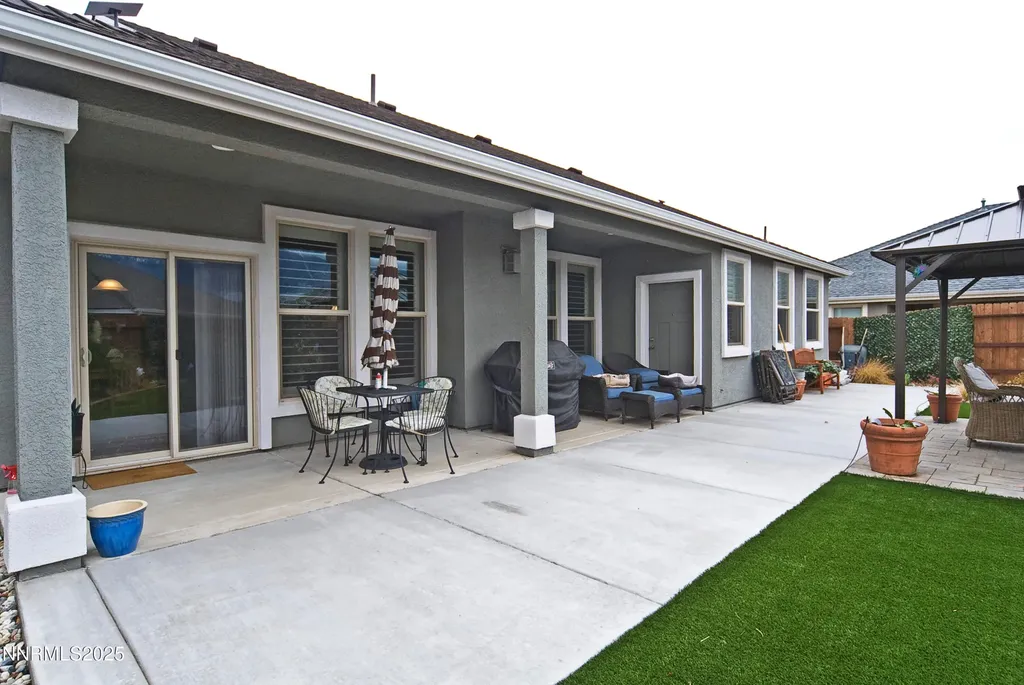 768 Cottage Gardnerville NV 89460