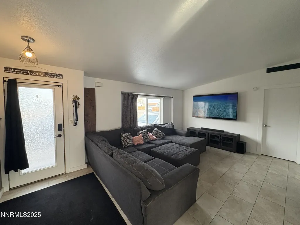 4260 Bonanza Winnemucca NV 89445