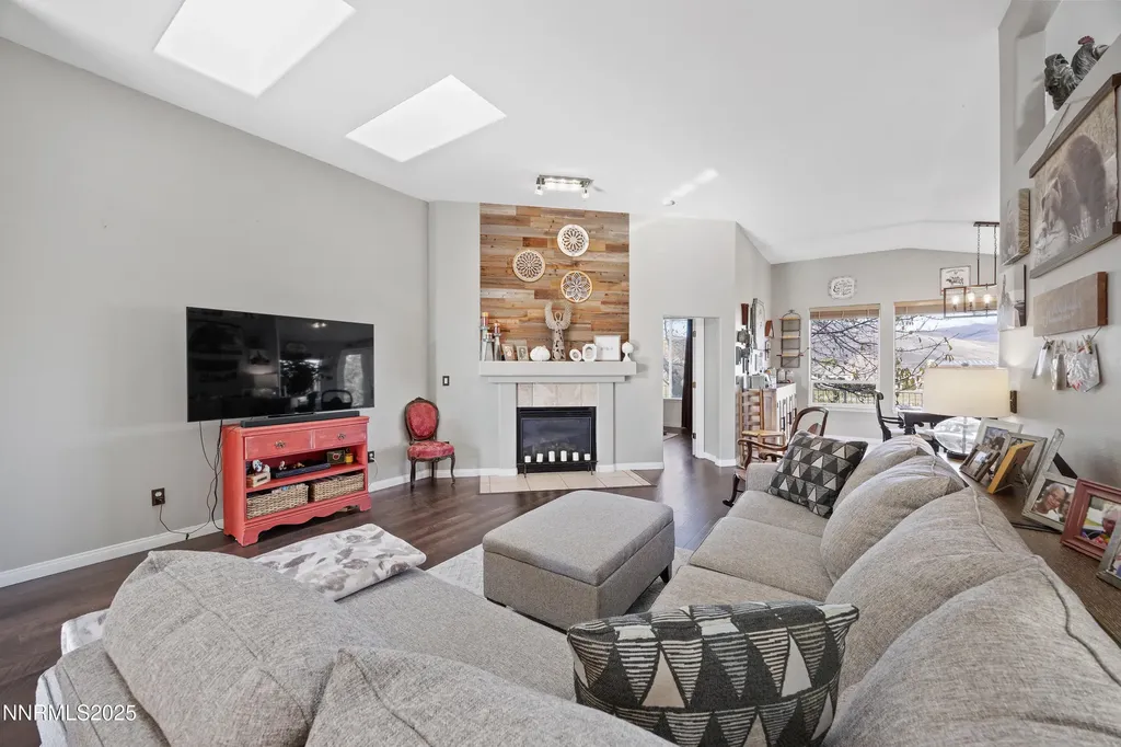 1608 Evergreen Carson City NV 89703