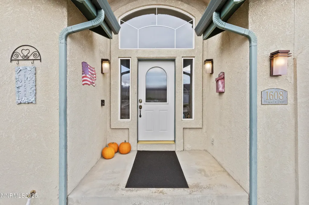 1608 Evergreen Carson City NV 89703
