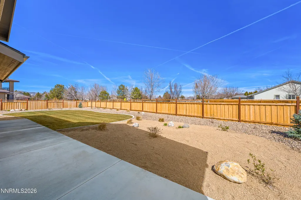 7240 Silver King Sparks NV 89436