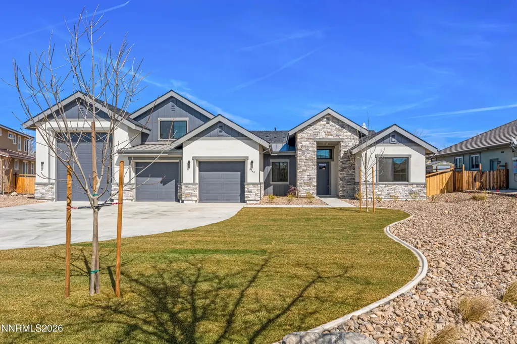 7240 Silver King Sparks NV 89436