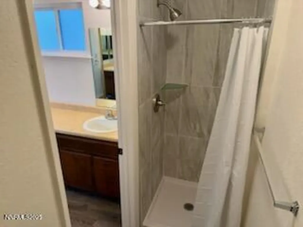 10350 Silver Spur Reno NV 89508