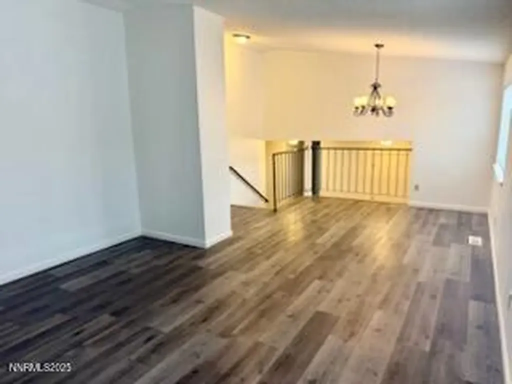 10350 Silver Spur Reno NV 89508