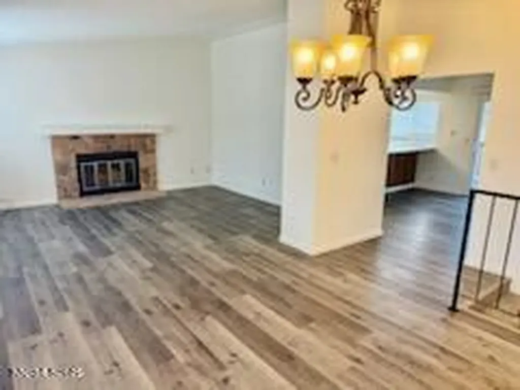 10350 Silver Spur Reno NV 89508