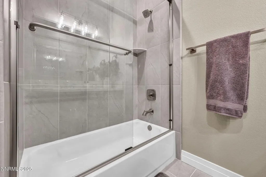3270 Red Leaf Carson City NV 89703
